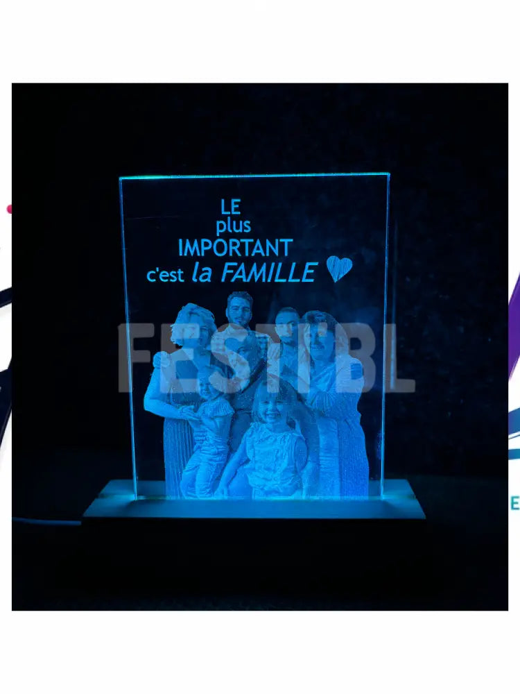 Plexiglas personnalisé avec socle lumineux