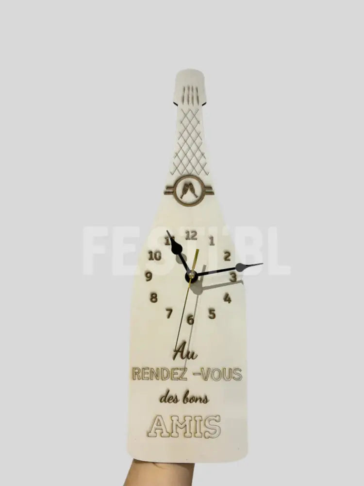 Horloge en forme de bouteille